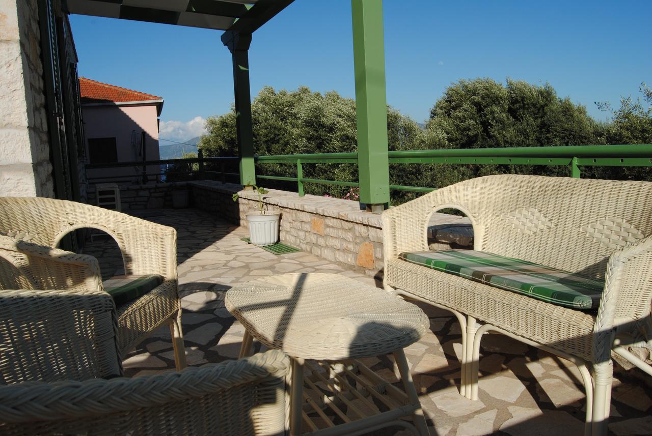 Villa Tati Kastos Exteriör bild