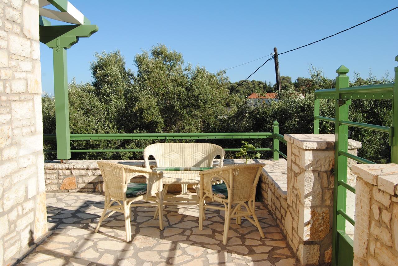 Villa Tati Kastos Exteriör bild