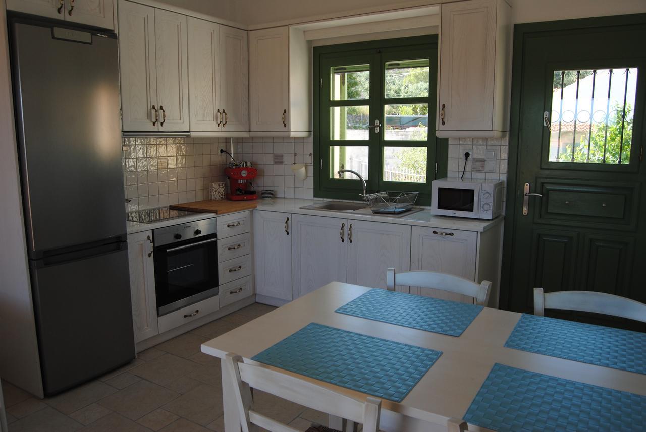 Villa Tati Kastos Exteriör bild