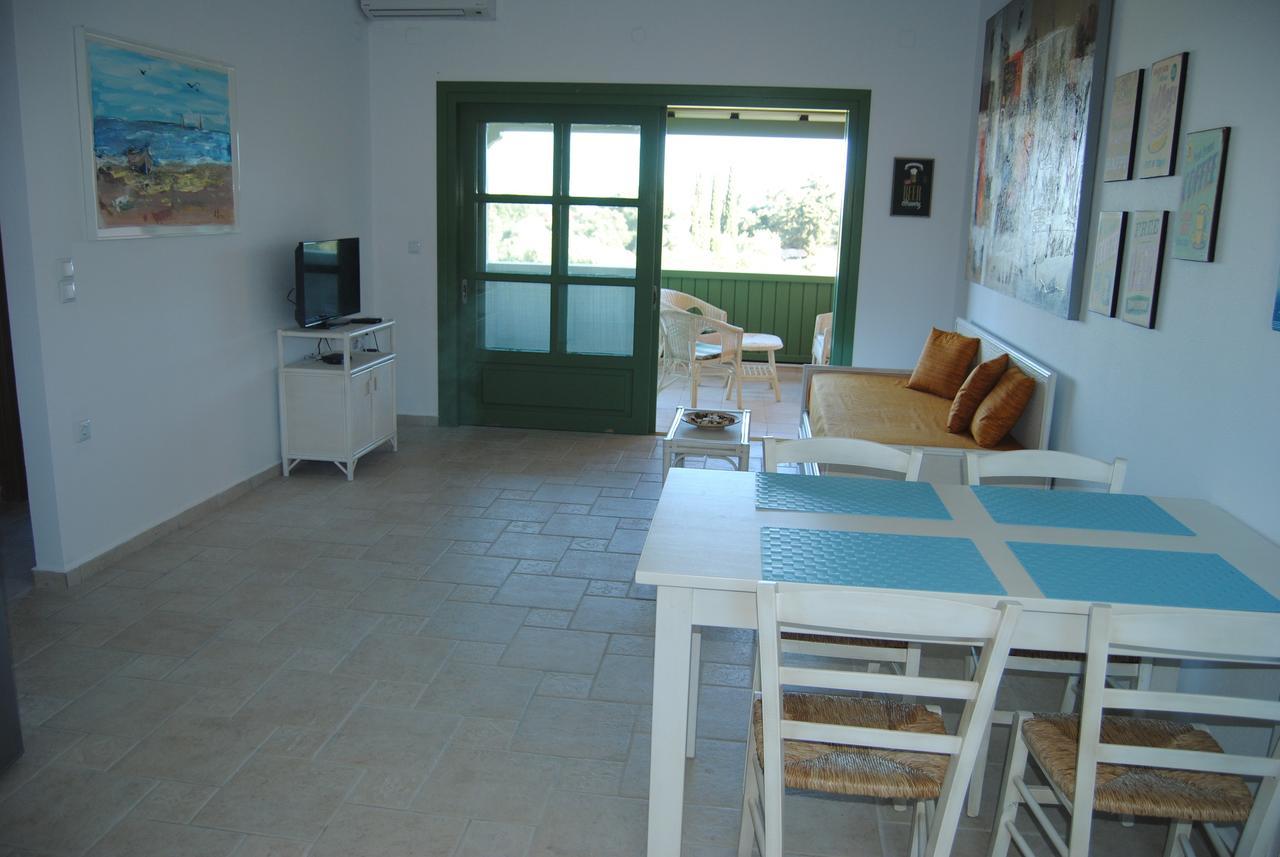 Villa Tati Kastos Exteriör bild